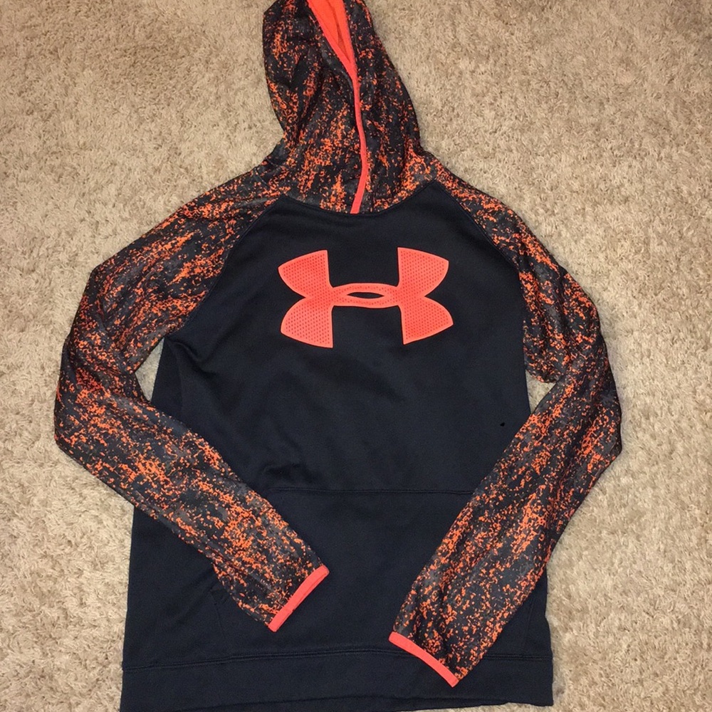 Under armour boys xl like new  hoodie